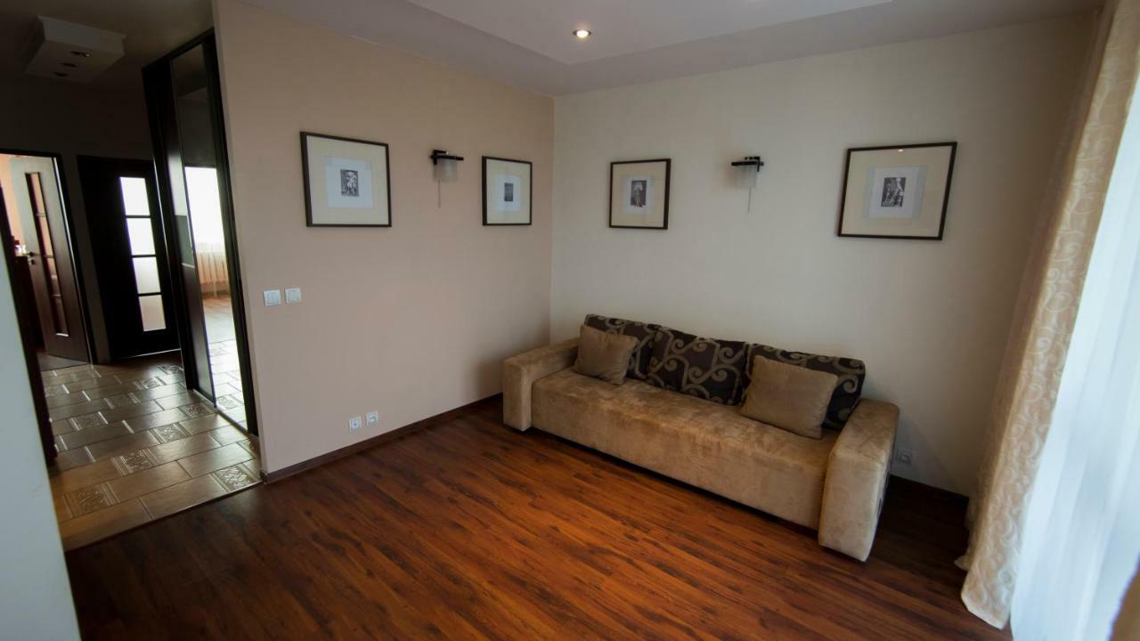 Mieszkanie Na 10 Pietrze Apartment Cieszyn  Ngoại thất bức ảnh
